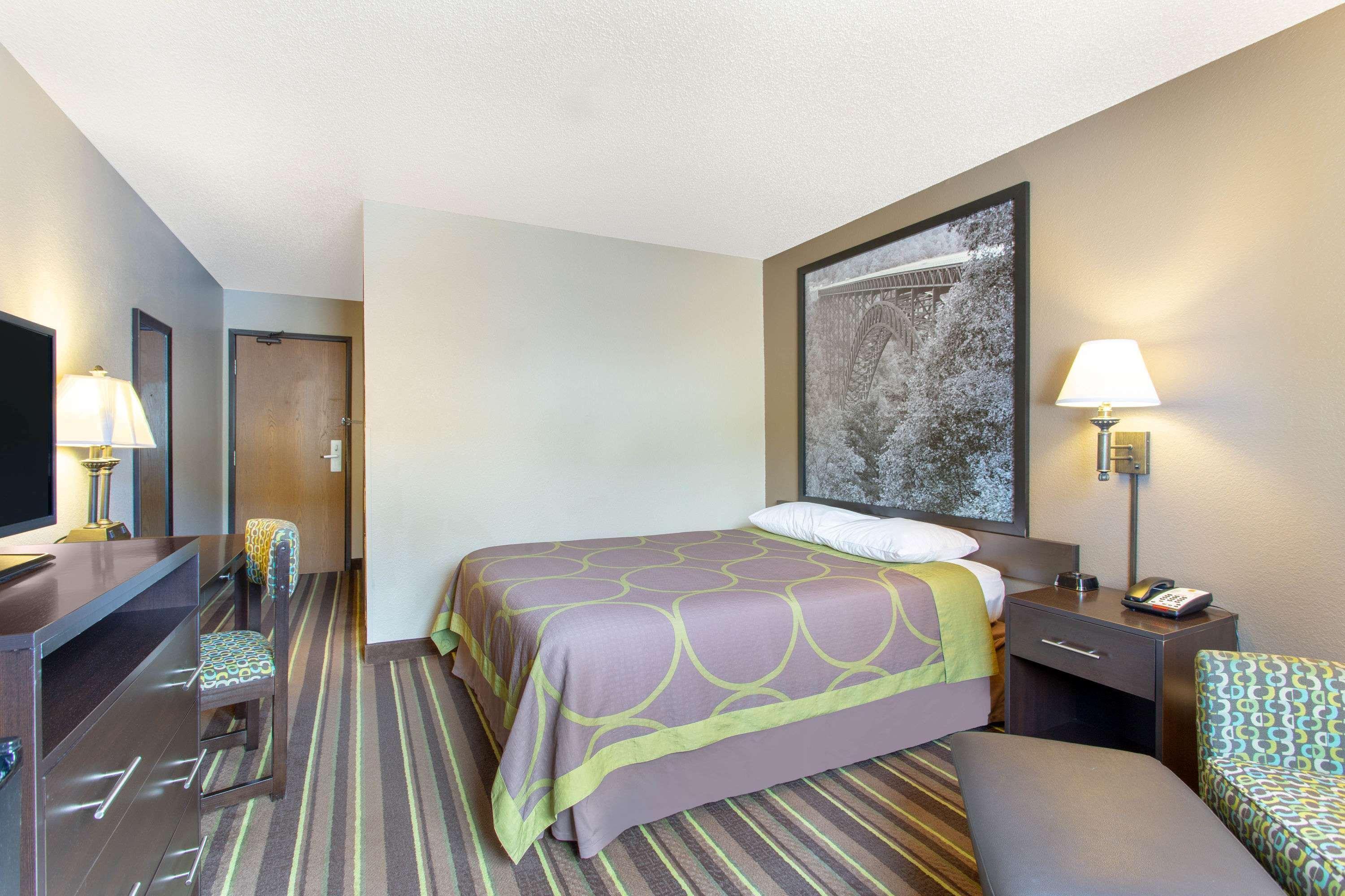 Super 8 By Wyndham Weston Wv Hotel Ngoại thất bức ảnh