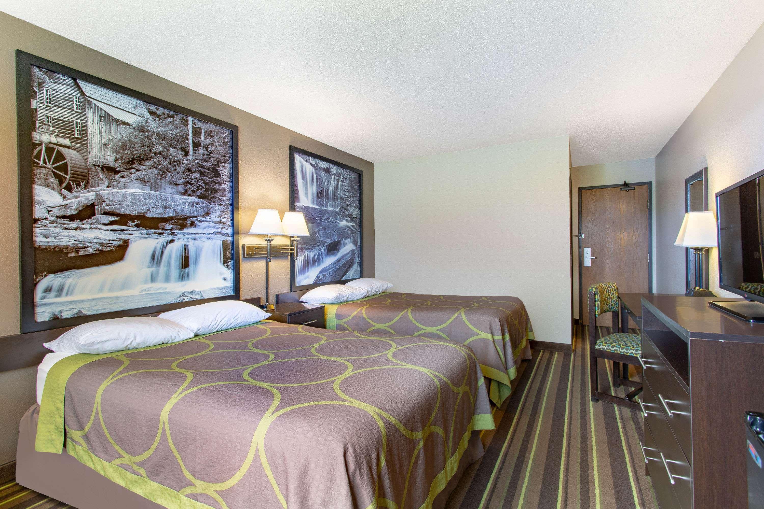 Super 8 By Wyndham Weston Wv Hotel Ngoại thất bức ảnh