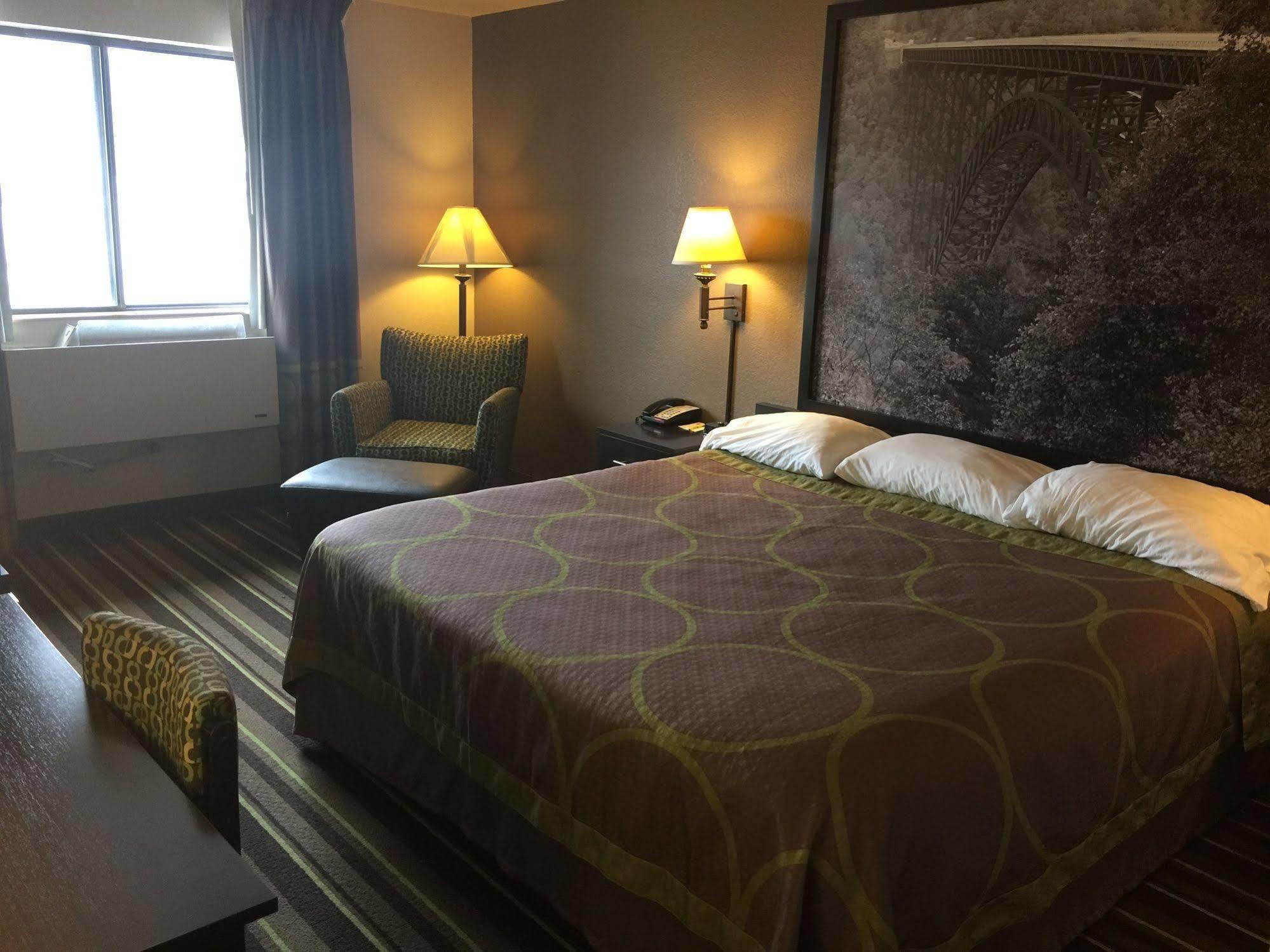 Super 8 By Wyndham Weston Wv Hotel Ngoại thất bức ảnh