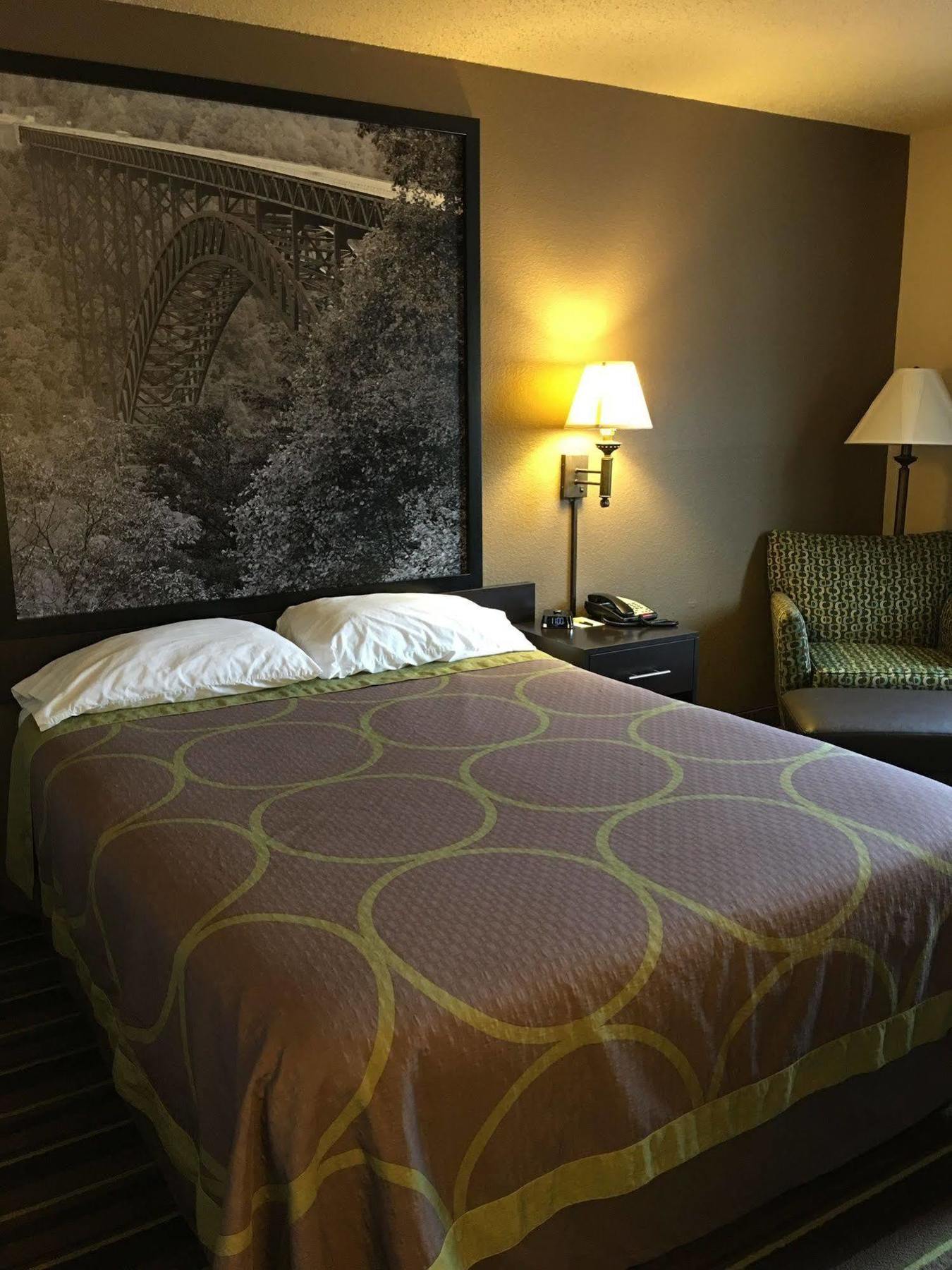 Super 8 By Wyndham Weston Wv Hotel Ngoại thất bức ảnh